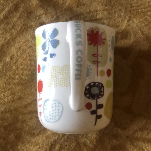 Starbucks🌺Porcelain Hand Painted Floral Coffee Mug / Authentic / Gently Used - Picture 2 of 4